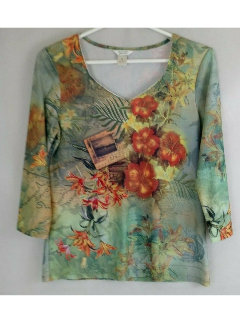 Christopher & Banks Colorful Shirt With Floral Postcard Design Size Small